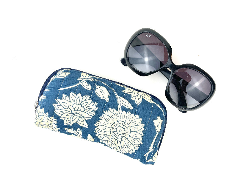 Etui_a_lunette_de_soleil_dahlia_bleu