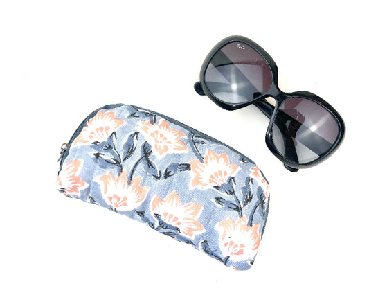 Etui_a_lunette_de_soleil_gris