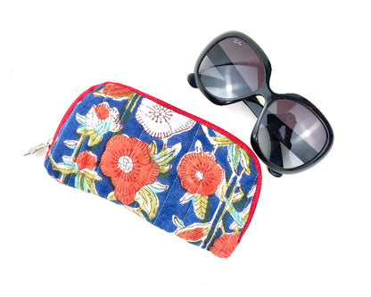 Etui_a_lunette_de_soleil_rouge