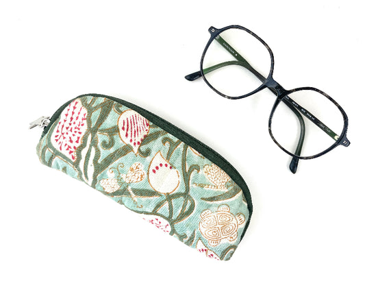 Etui_a_lunette_de_vue_vert_et_rouge