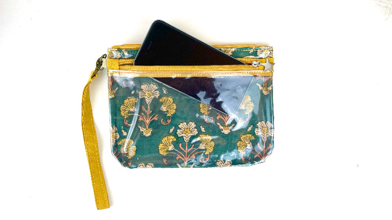 petite trousse tactile smartphone pour la plage