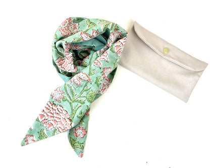 petit foulard couleur peche