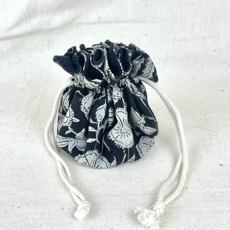 Trousse a bijoux aumonière noire