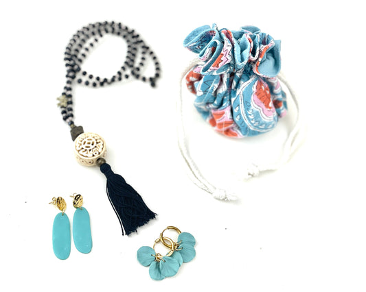 aumoniere_a_bijoux_bleu_ciel_la_nomade